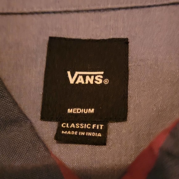 Vans Retro Style Button-Down - Picture 2 of 6